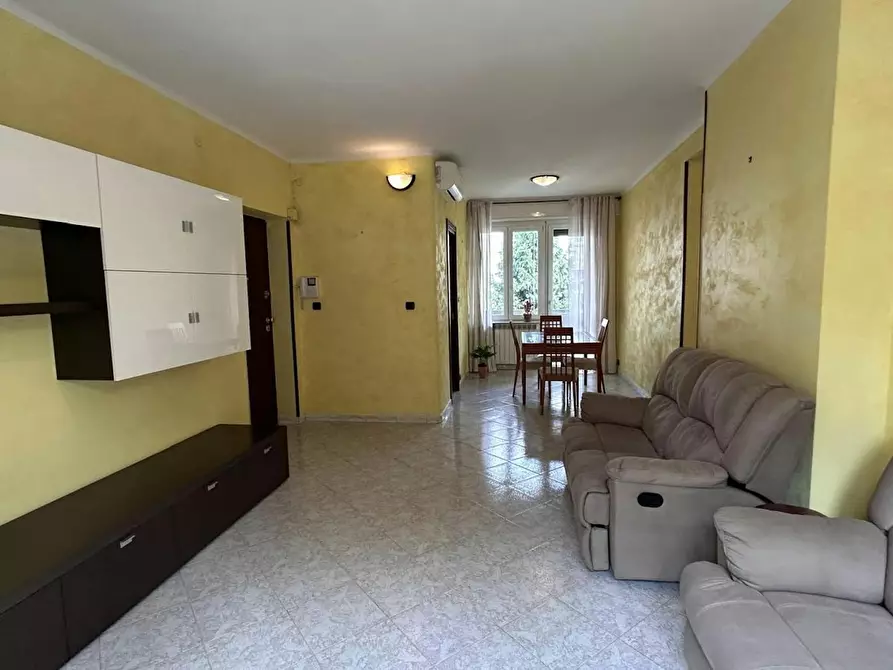 Immagine 2 di Appartamento in affitto  in Via Vittorio Barzoni a Milano