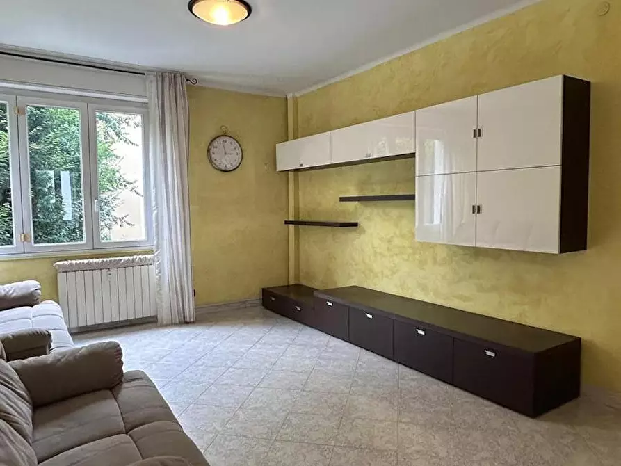 Immagine 1 di Appartamento in affitto  in Via Vittorio Barzoni a Milano