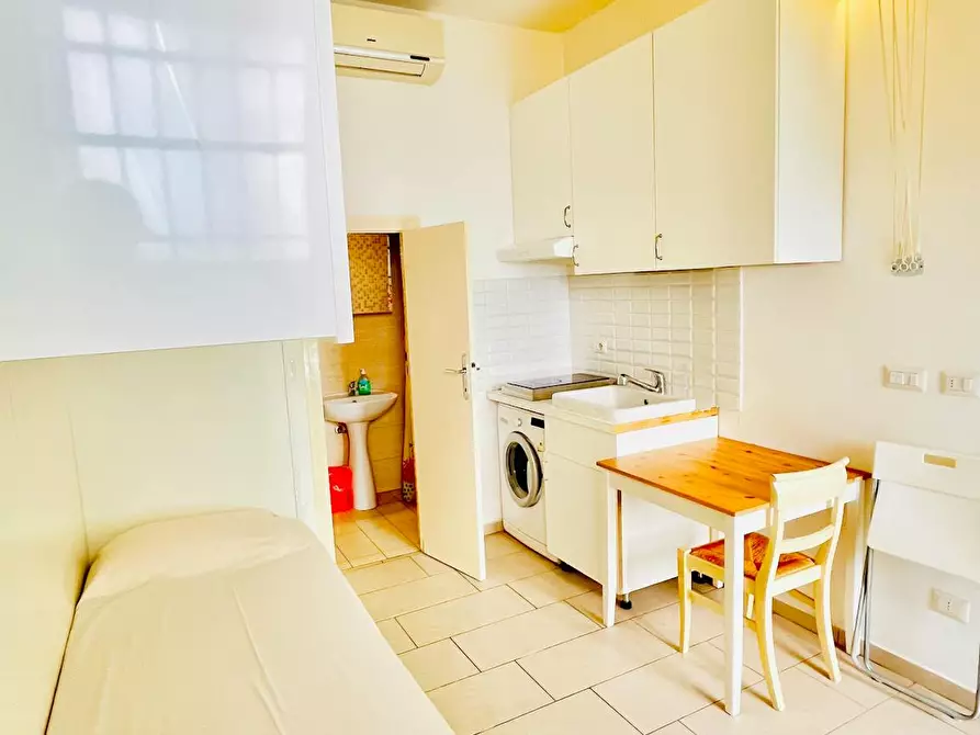 Immagine 3 di Appartamento in affitto  in Via Carroccio a Milano