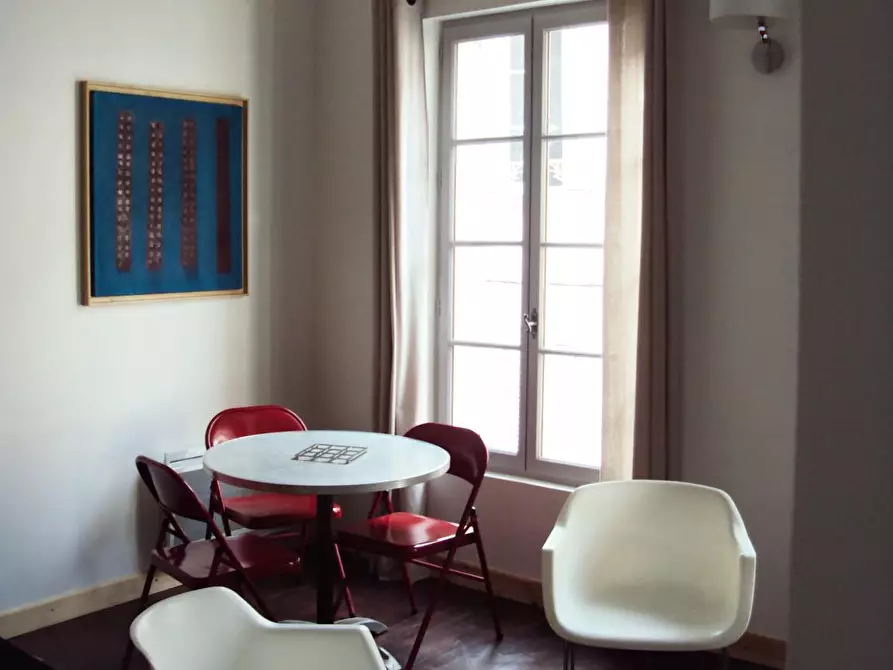 Immagine 2 di Appartamento in affitto  in Impasse Petit Saint-Jean a Avignon
