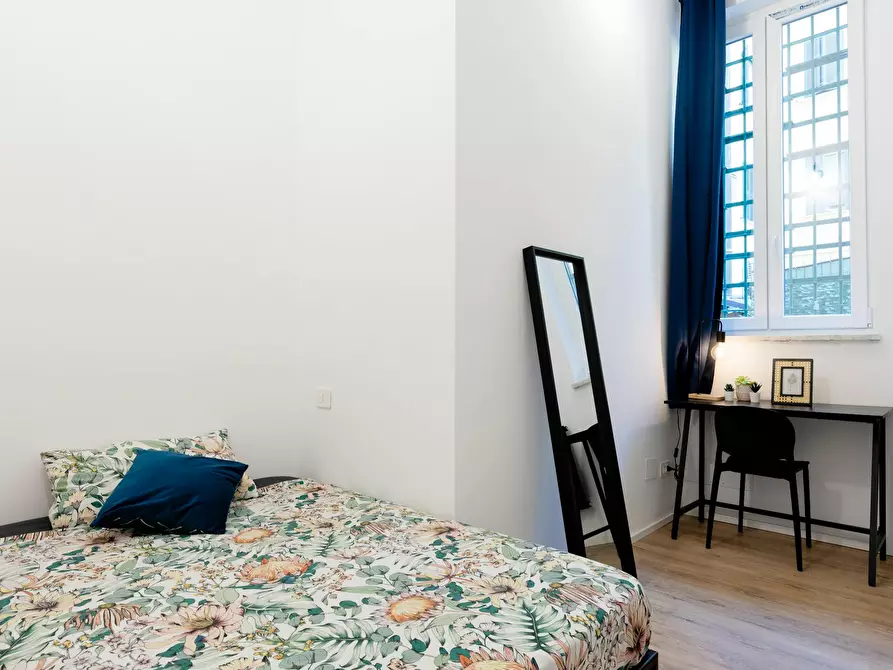 Immagine 1 di Camera in affitto  in Via Don Giovanni Bosco a Milano