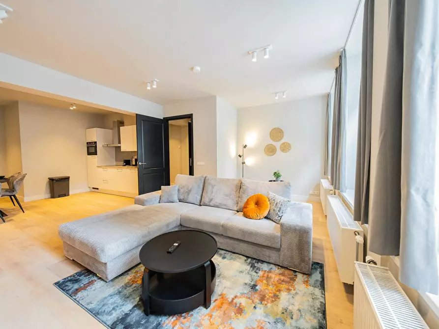 Immagine 1 di Appartamento in affitto  in Jufferstraat a Rotterdam