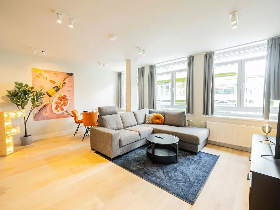Immagine 1 di Appartamento in affitto  in Jufferstraat a Rotterdam