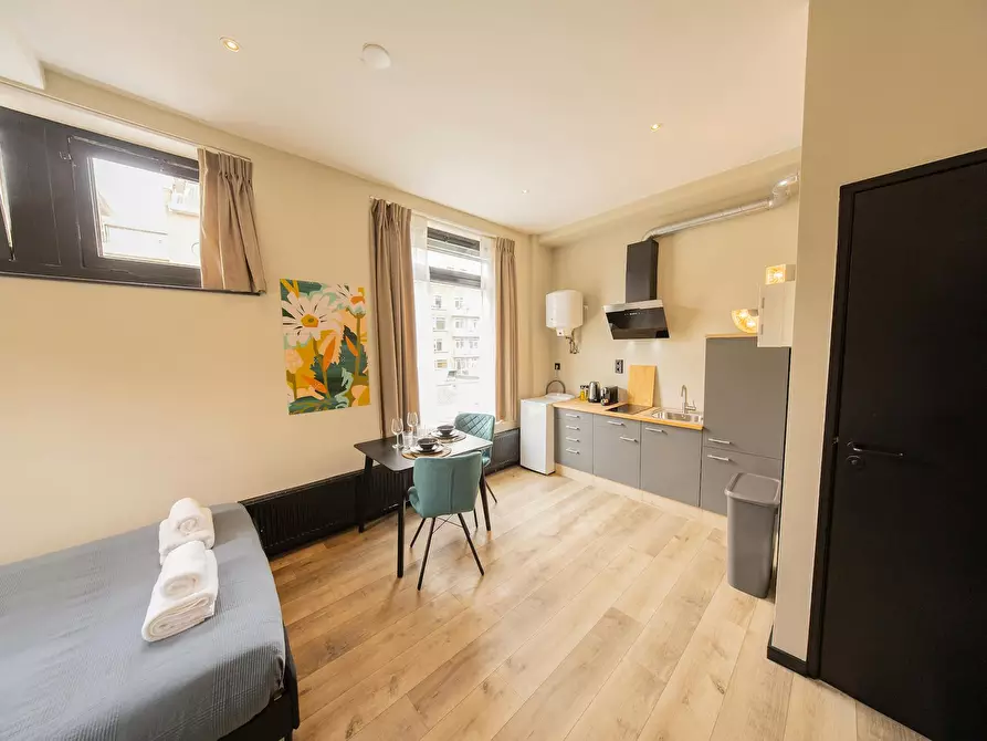 Immagine 5 di Appartamento in affitto  in Binnenrotte a Rotterdam