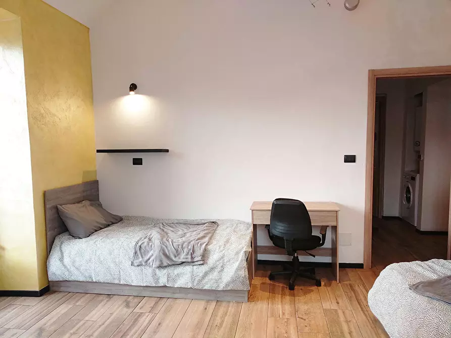 Immagine 1 di Camera condivisa in affitto  in Via Sesia a Torino