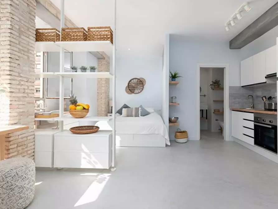 Immagine 1 di Appartamento in affitto  in Carrer de Francesc Cubells a Valencia
