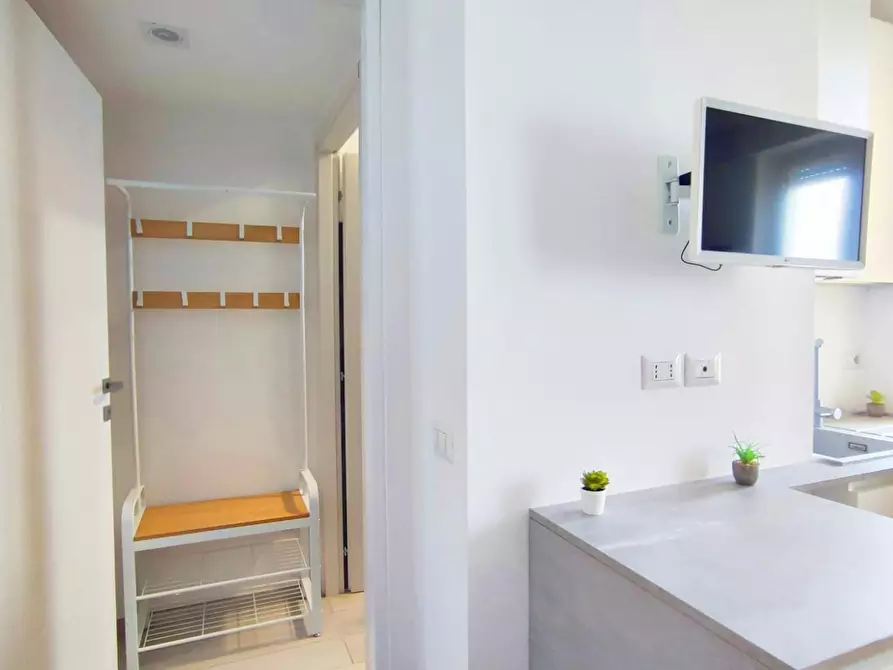 Immagine 8 di Appartamento in affitto  in Via dei Tulipani a Milano