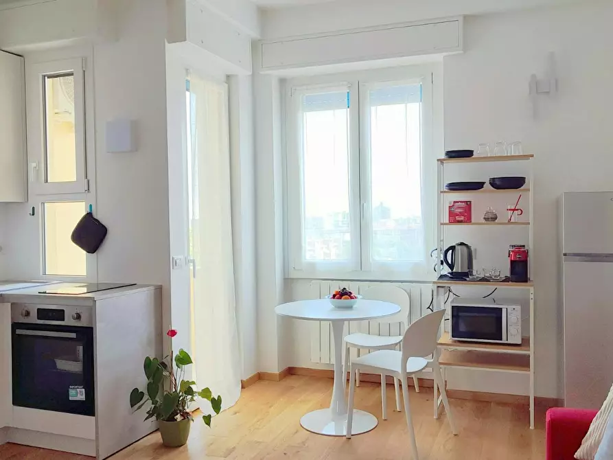 Immagine 4 di Appartamento in affitto  in Via dei Tulipani a Milano