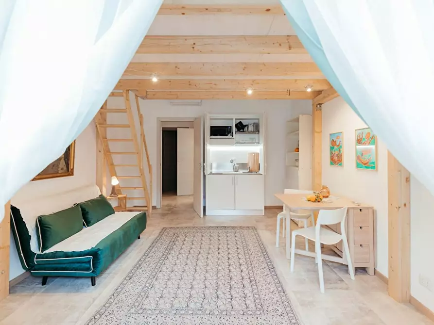 Immagine 2 di Appartamento in affitto  in Corso San Maurizio a Torino