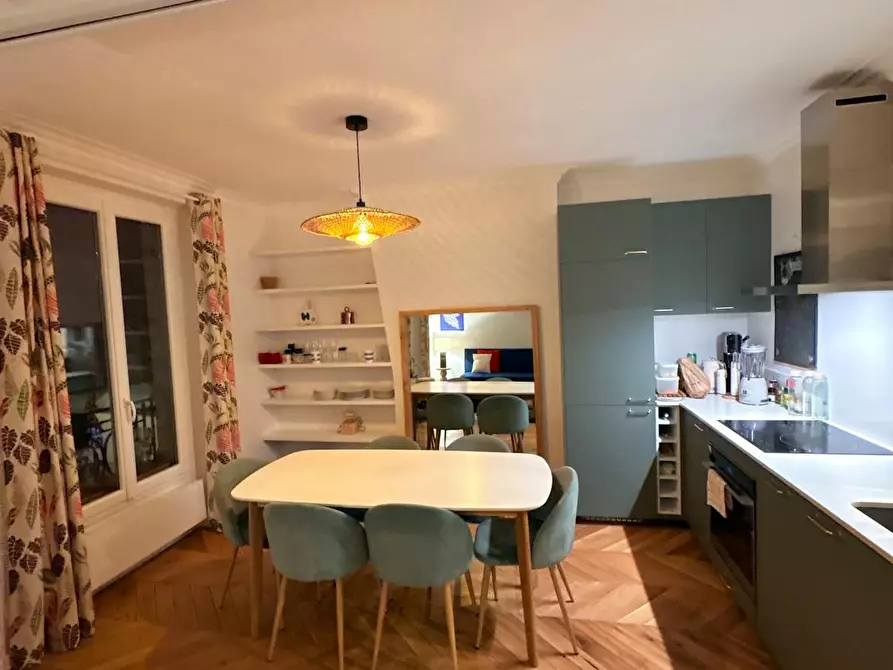 Immagine 9 di Casa indipendente in affitto  in Rue Marcadet a Paris 18