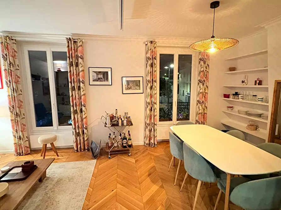 Immagine 4 di Casa indipendente in affitto  in Rue Marcadet a Paris 18