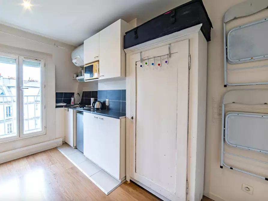 Immagine 7 di Appartamento in affitto  in Rue de Montreuil a Paris