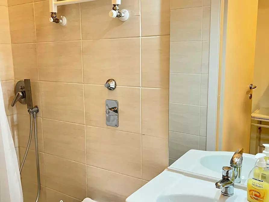 Immagine 7 di Appartamento in affitto  in Via Cola di Rienzo a Milano