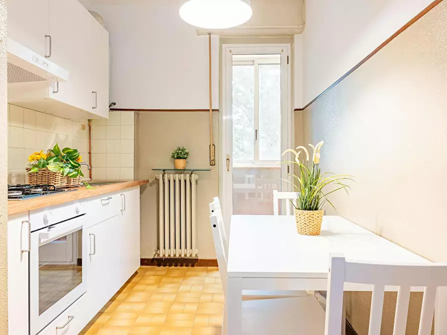 Immagine 8 di Camera in affitto  in Viale Giovanni Suzzani a Milano