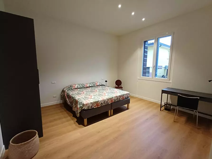 Immagine 2 di Camera in affitto  in Via Nicolò Miretto a Padova