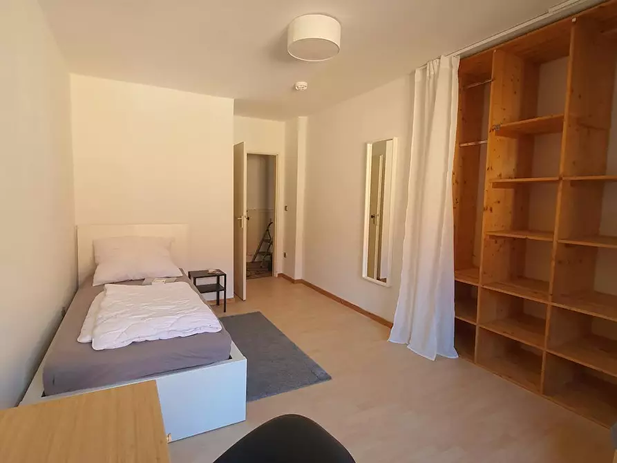 Immagine 9 di Appartamento in affitto  in Großbeerenstraße a Berlin