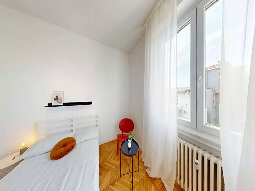 Immagine 5 di Camera in affitto  in Viale Certosa a Milano