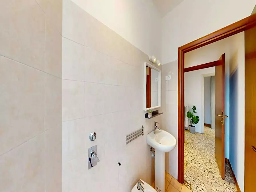 Immagine 9 di Camera in affitto  in Viale Certosa a Milano