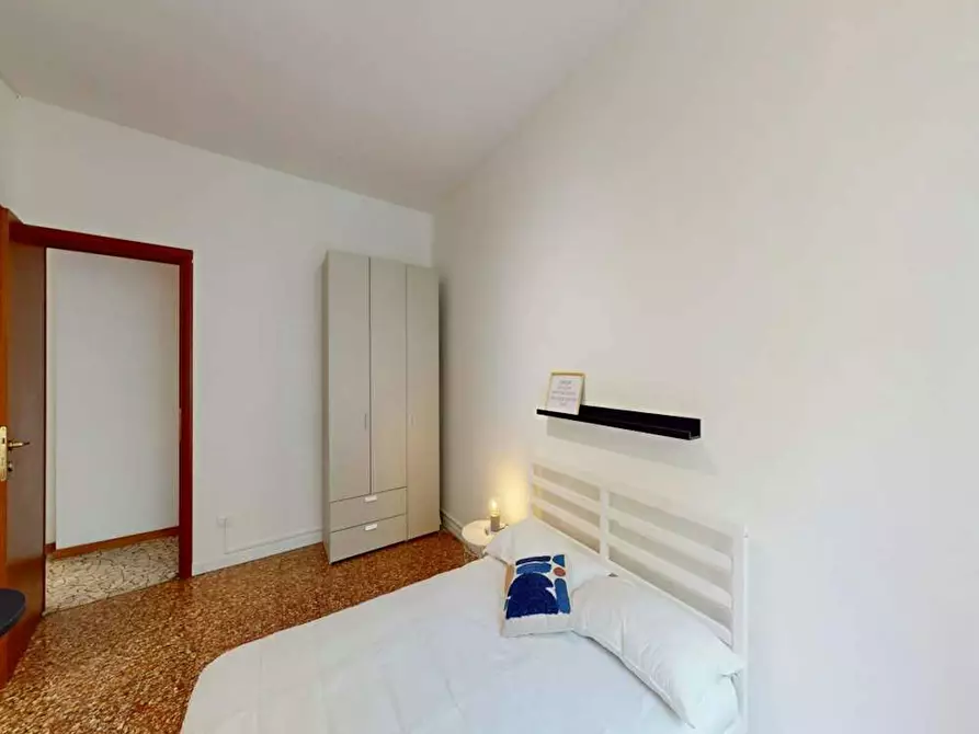 Immagine 4 di Camera in affitto  in Viale Certosa a Milano