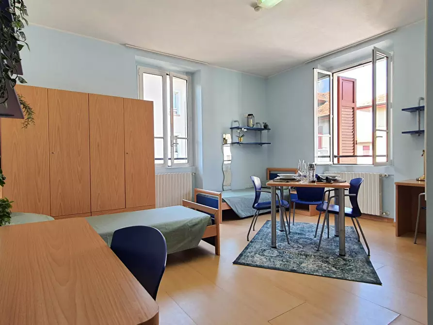 Immagine 10 di Camera condivisa in affitto  in Via Anton Giulio Barrili a Milano