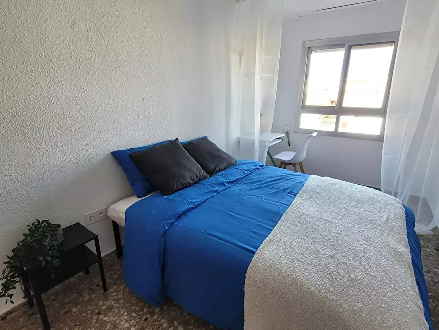 Immagine 1 di Camera in affitto  in Carrer Doctor Gómez Ferrer a Picanya
