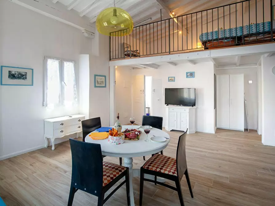 Immagine 10 di Appartamento in affitto  in Via di Mezzo a Firenze