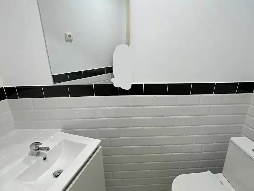 Immagine 7 di Camera in affitto  in Paseo de la Infanta Isabel a Madrid