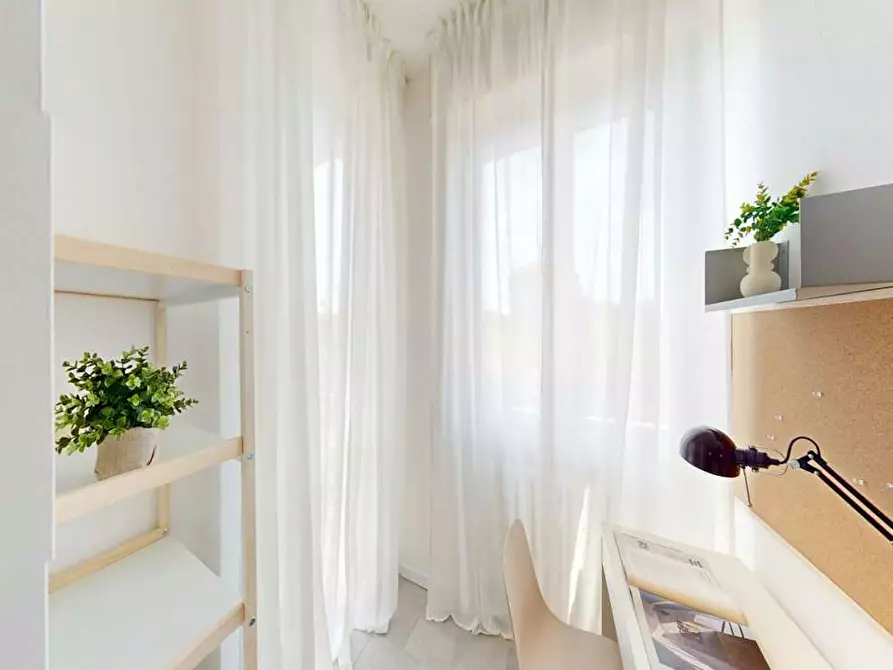 Immagine 5 di Camera in affitto  in Viale Certosa a Milano