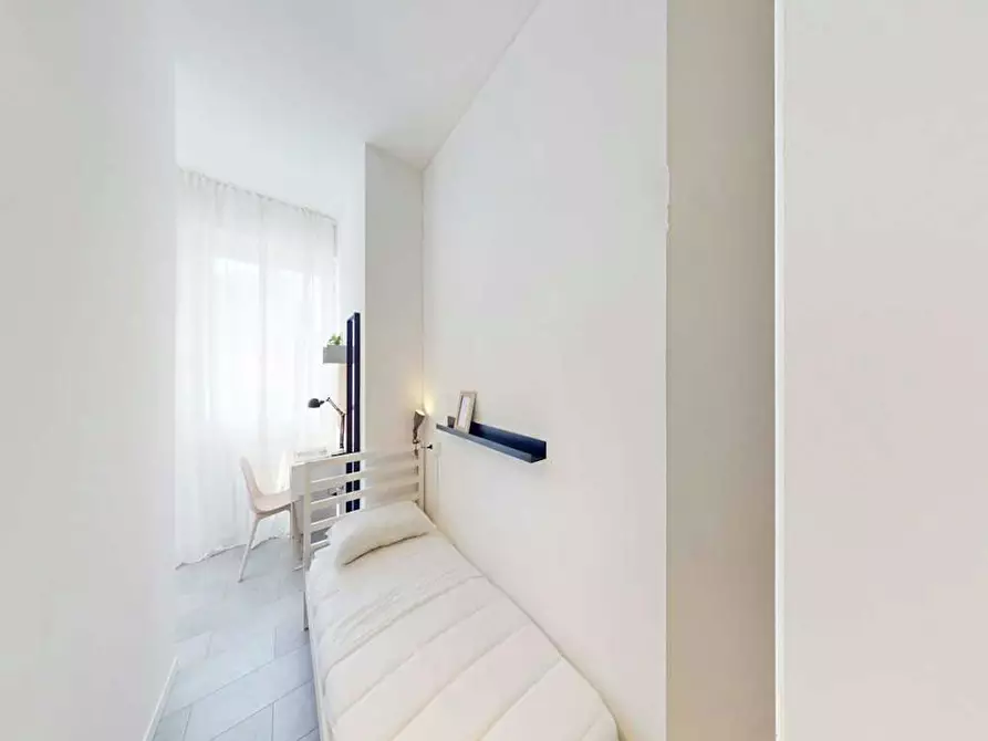 Immagine 2 di Camera in affitto  in Viale Certosa a Milano
