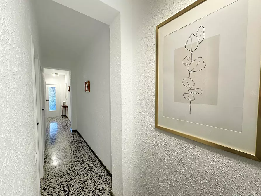 Immagine 6 di Camera in affitto  in Carrer del Poeta Más i Ros a Valencia