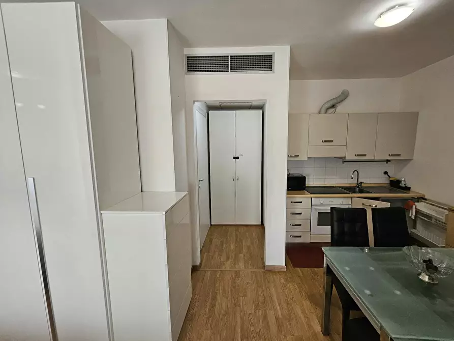 Immagine 7 di Appartamento in affitto  in Via Alessandro Volta a Desio