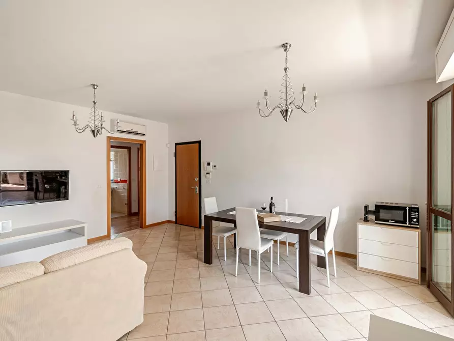 Immagine 3 di Appartamento in affitto  in Via Vittorio Gui a Firenze