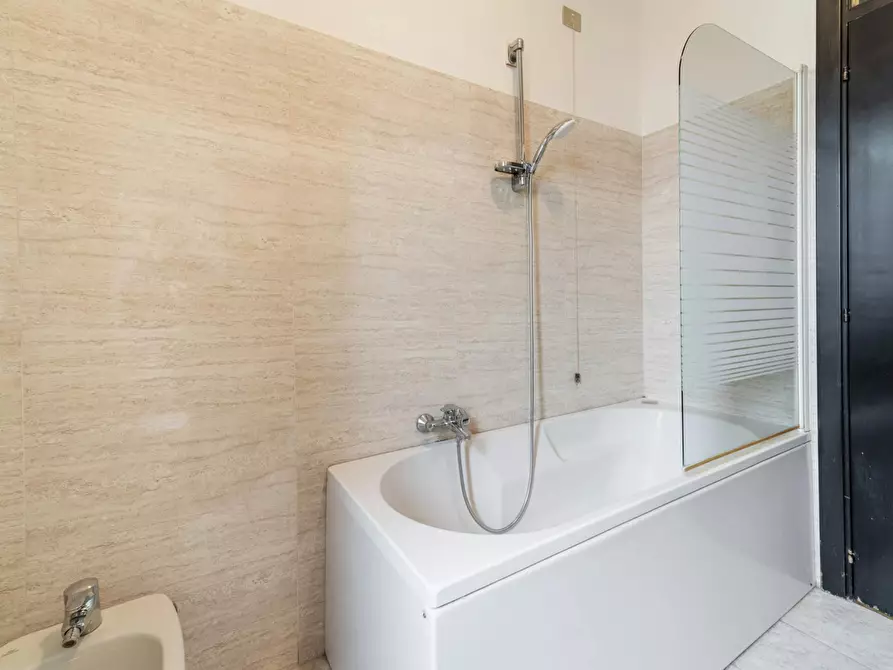 Immagine 7 di Camera in affitto  in Via Giotto a Milano