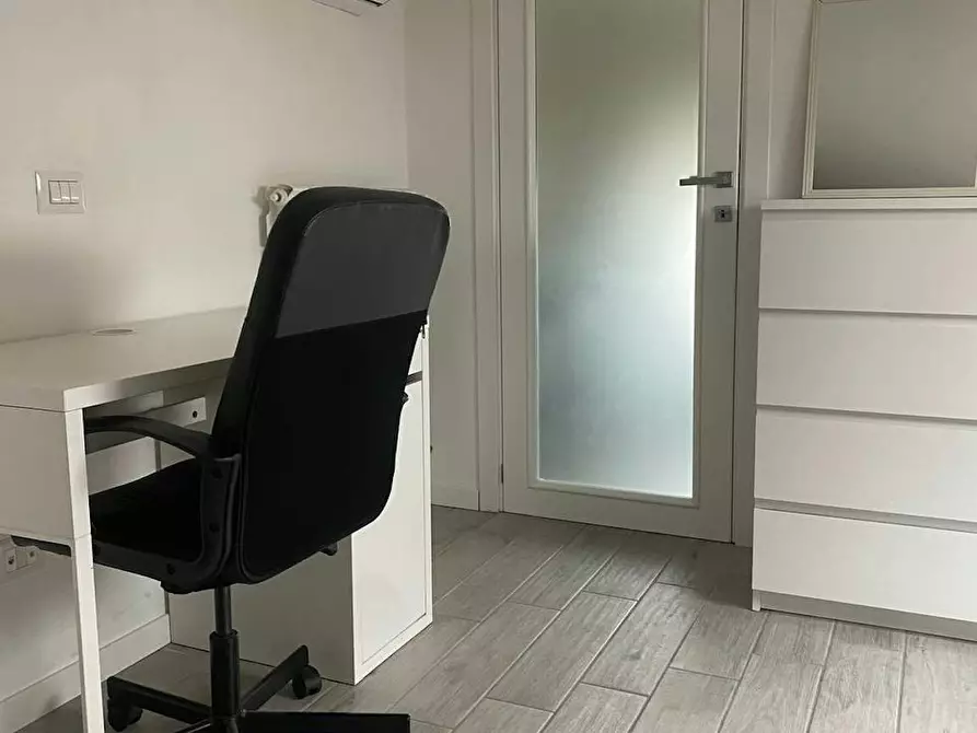 Immagine 1 di Camera in affitto  in Via di Tor Vergata a Roma