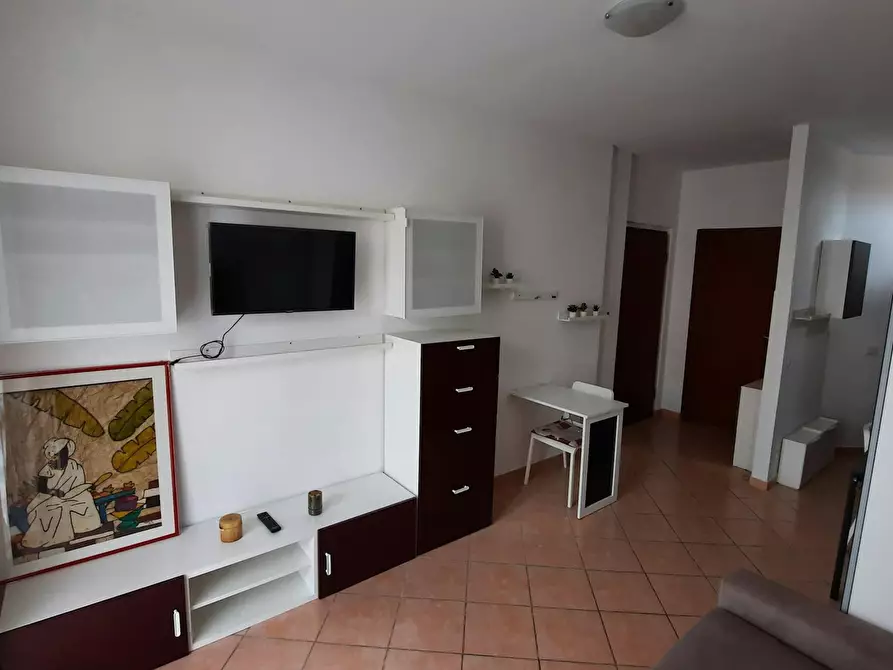 Immagine 3 di Appartamento in affitto  in Via Bruno Buozzi a Desio