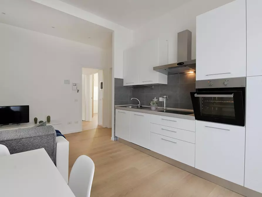 Immagine 10 di Camera in affitto  in Via Crocefisso a Milano