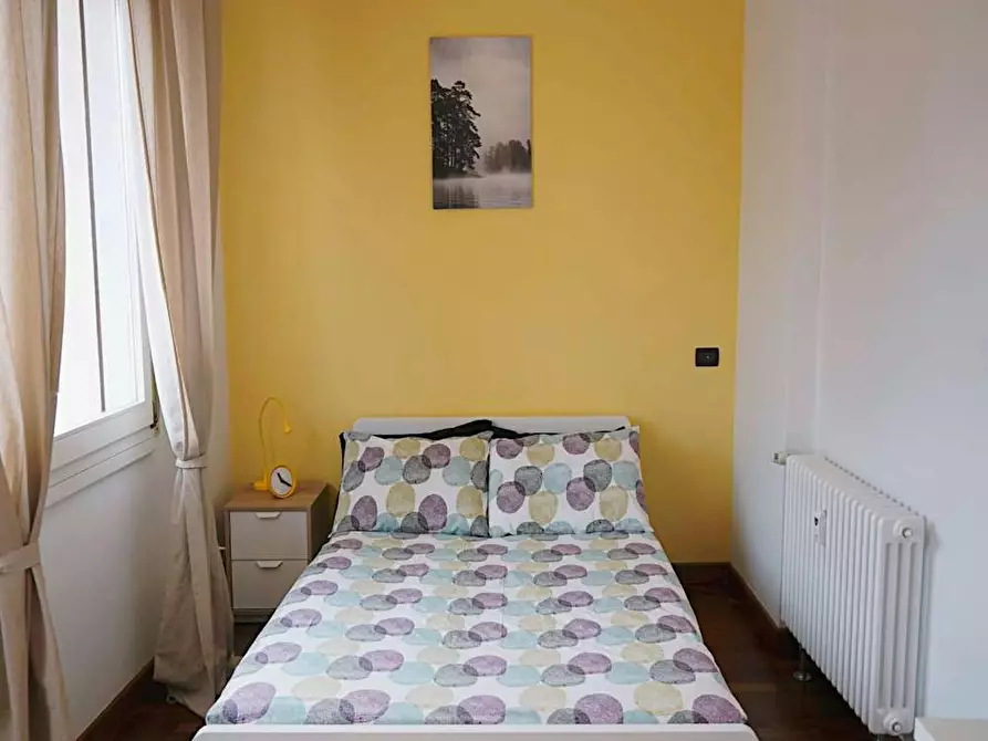 Immagine 1 di Camera in affitto  in Via Santa Croce a Bologna