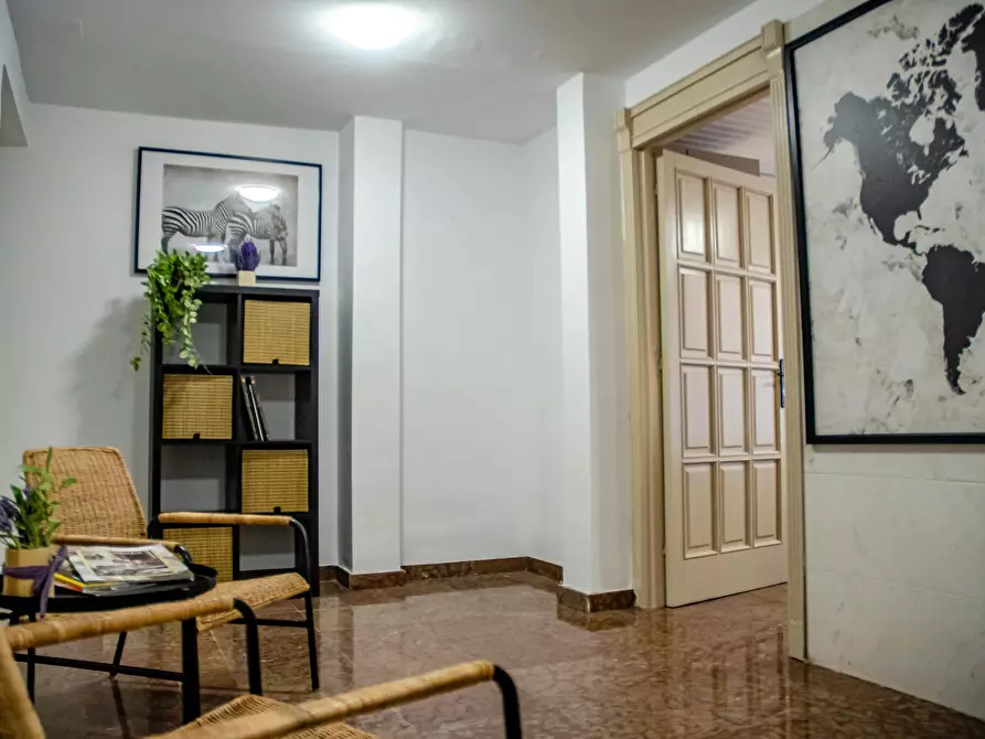 Immagine 10 di Camera in affitto  in Carrer de Guillem de Castro a Valencia