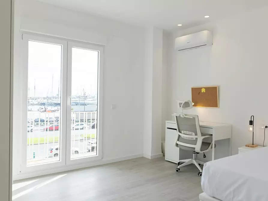 Immagine 4 di Camera in affitto  in Carrer del Doctor Josep Juan Dómine a Valencia