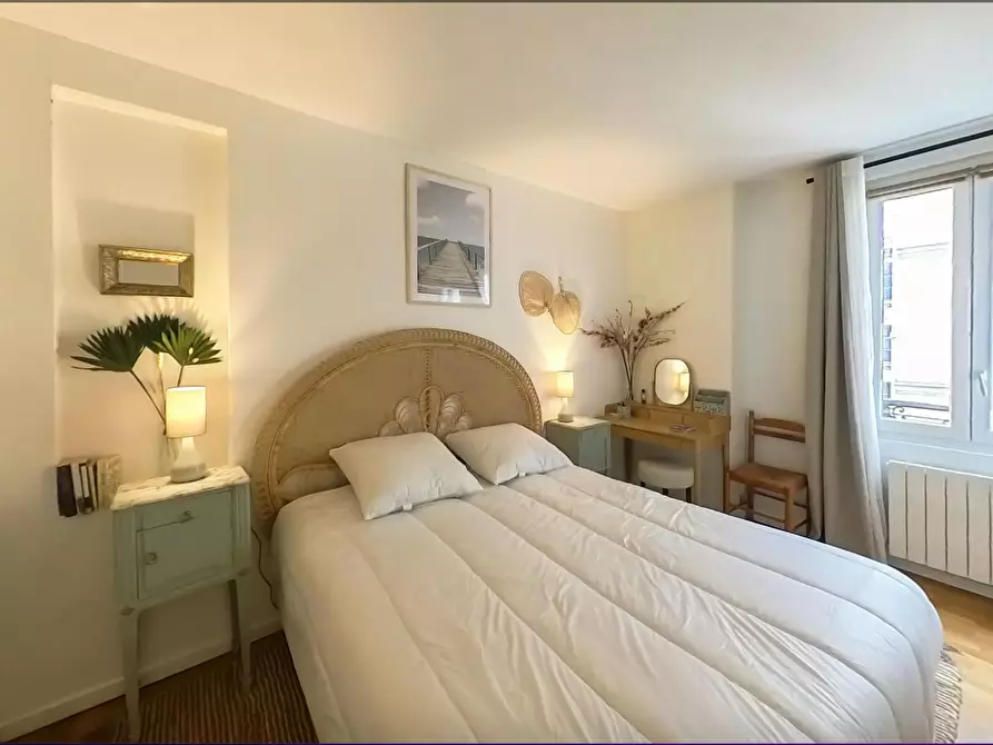 Immagine 7 di Appartamento in affitto  in Rue Jouvenet a Paris 16