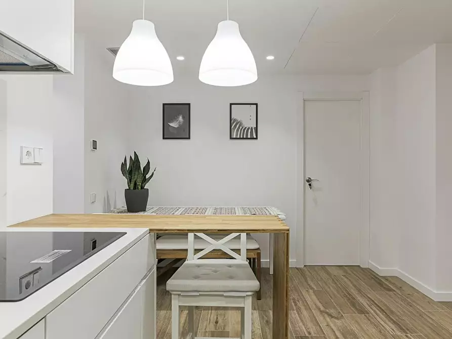 Immagine 6 di Camera in affitto  in Carrer del Torrent de les Flors a Barcelona