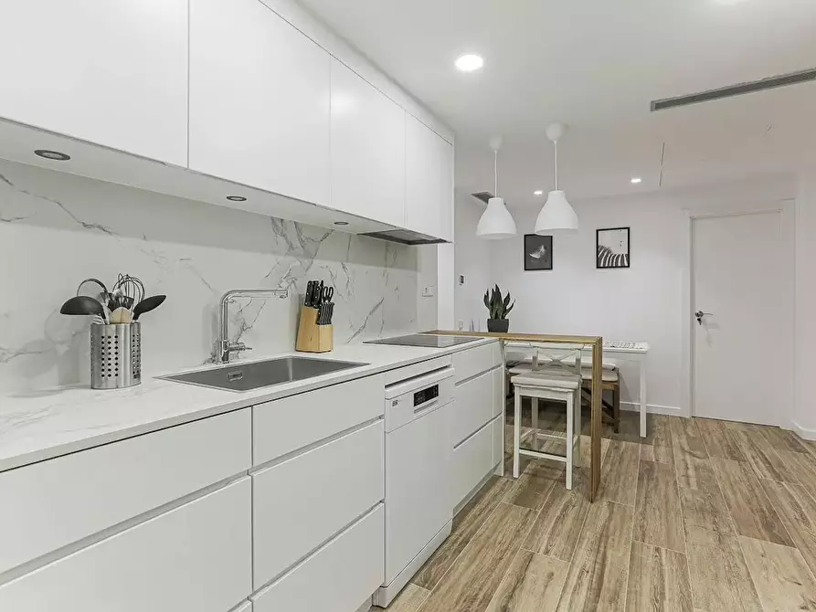 Immagine 10 di Camera in affitto  in Carrer del Torrent de les Flors a Barcelona