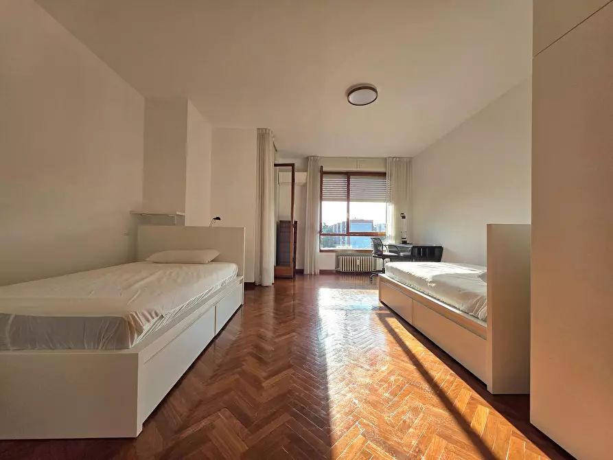 Immagine 1 di Camera condivisa in affitto  in Via Roselle a Bologna