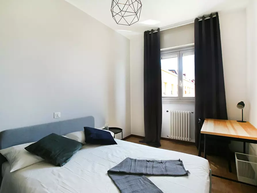 Immagine 2 di Camera in affitto  in Via Benjamin Constant a Milano