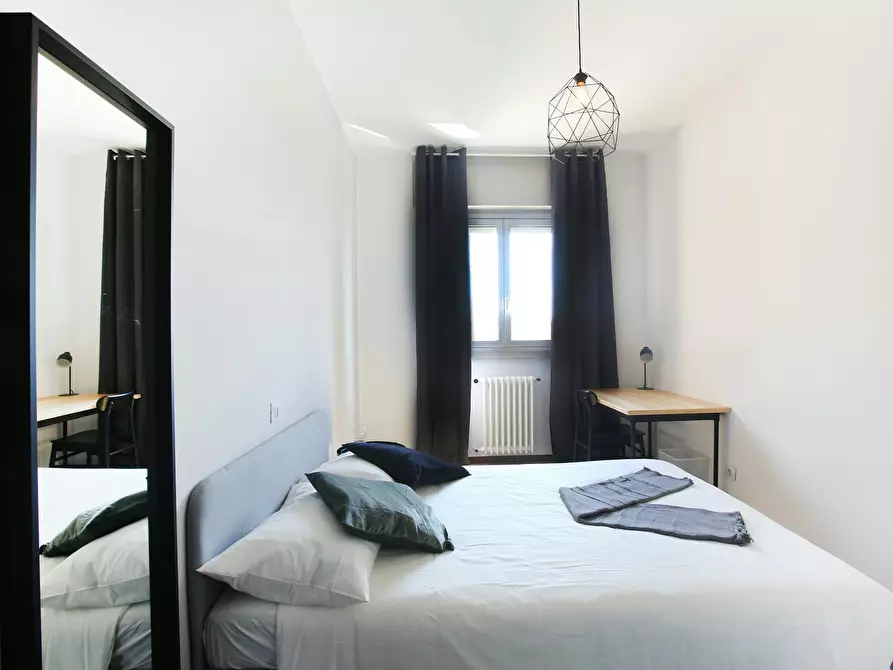 Immagine 7 di Camera in affitto  in Via Benjamin Constant a Milano