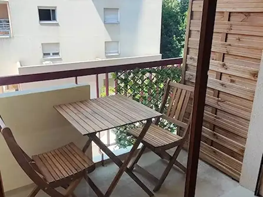 Immagine 3 di Camera in affitto  in Rue du Docteur Coquand a Étrembières