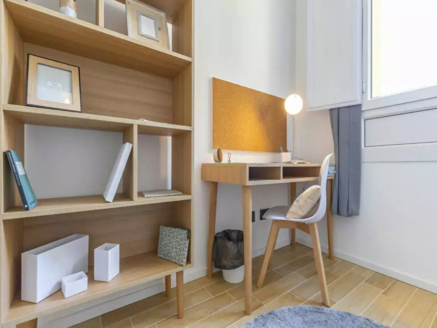 Immagine 1 di Camera in affitto  in Via Padova a Torino