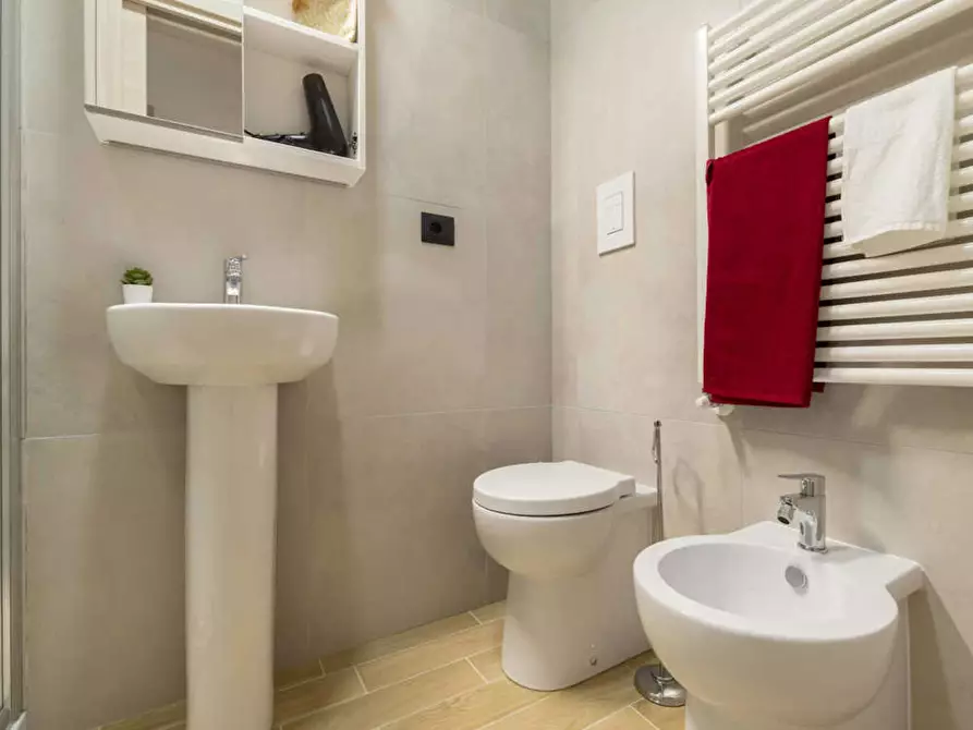 Immagine 10 di Camera in affitto  in Via Padova a Torino