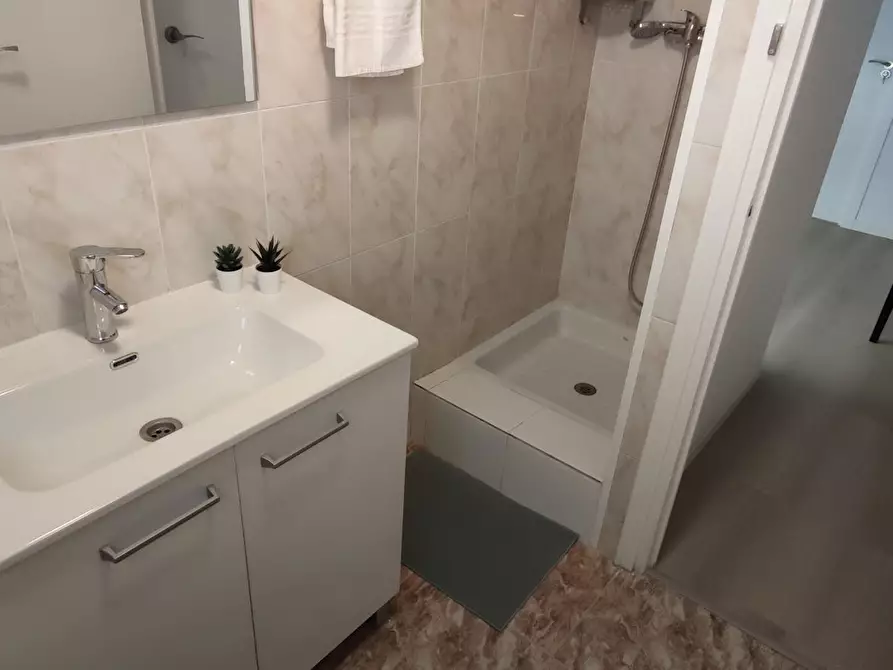 Immagine 6 di Camera in affitto  in Bloc Sant Tomàs a Tarragona