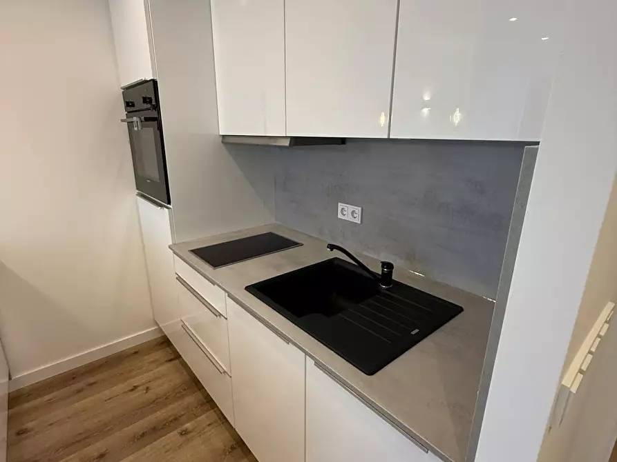 Immagine 5 di Appartamento in affitto  in Mittlerer Hasenpfad a Frankfurt am Main